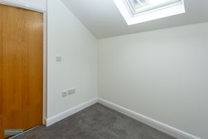 Bedroom- click for photo gallery